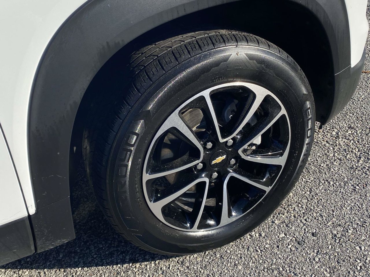 Used 2025 Chevrolet TrailBlazer LT AWD/4WD image 11