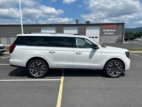 Used 2025 Ford Expedition Max Platinum w/ Platinum Ultimate Package AWD/4WD image 6