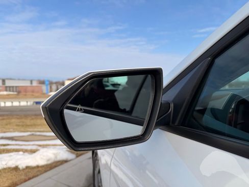 Used 2025 Hyundai Elantra Hybrid image 10