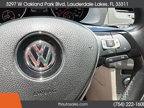 Used 2015 Volkswagen Golf TDI S FWD image 44