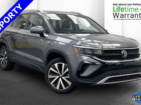 Used 2024 Volkswagen Taos SE FWD image 1