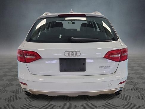 Used 2014 Audi A4 Premium w/ Lighting Package image 5