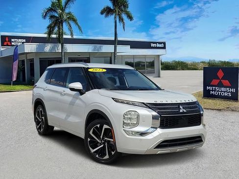 Used 2023 Mitsubishi Outlander SEL 40th Anniversary image 1