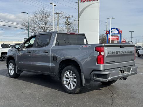 Used 2021 Chevrolet Silverado 1500 Custom image 12