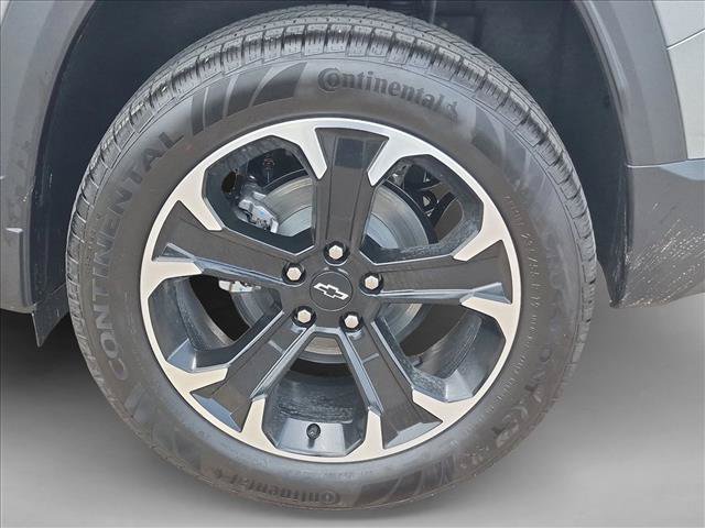 New 2027 Chevrolet Equinox LT w/ Convenience Package II FWD image 10