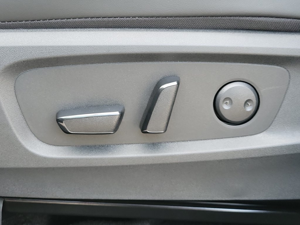 New 2026 Nissan Pathfinder SL FWD image 26