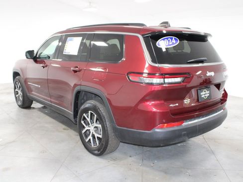 Used 2024 Jeep Grand Cherokee L Limited AWD/4WD image 7