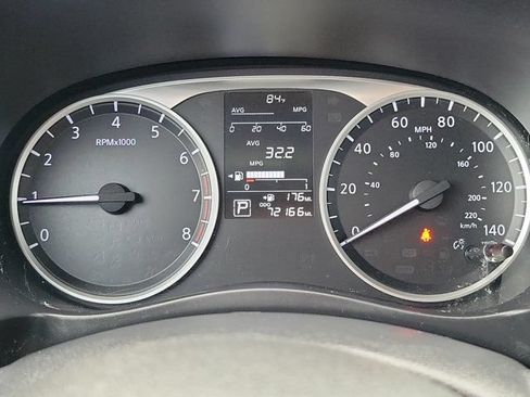 Certified 2020 Nissan Kicks S FWD image 23