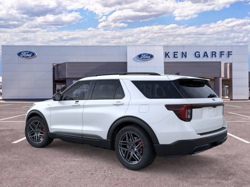 New 2026 Ford Explorer ST-Line w/ ST-Line Street Pack AWD/4WD image 7