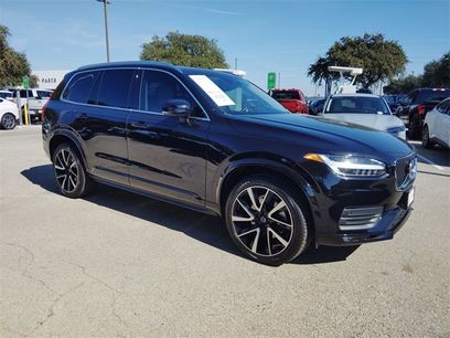 Used 2022 Volvo XC90 T6 Momentum w/ Advanced Package