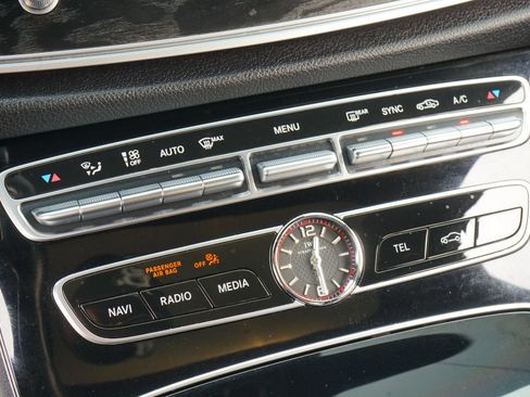 Used 2018 Mercedes-Benz E 63 AMG S image 21