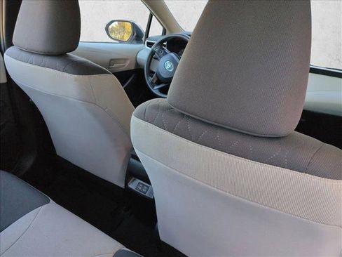 Used 2023 Toyota Corolla LE image 19