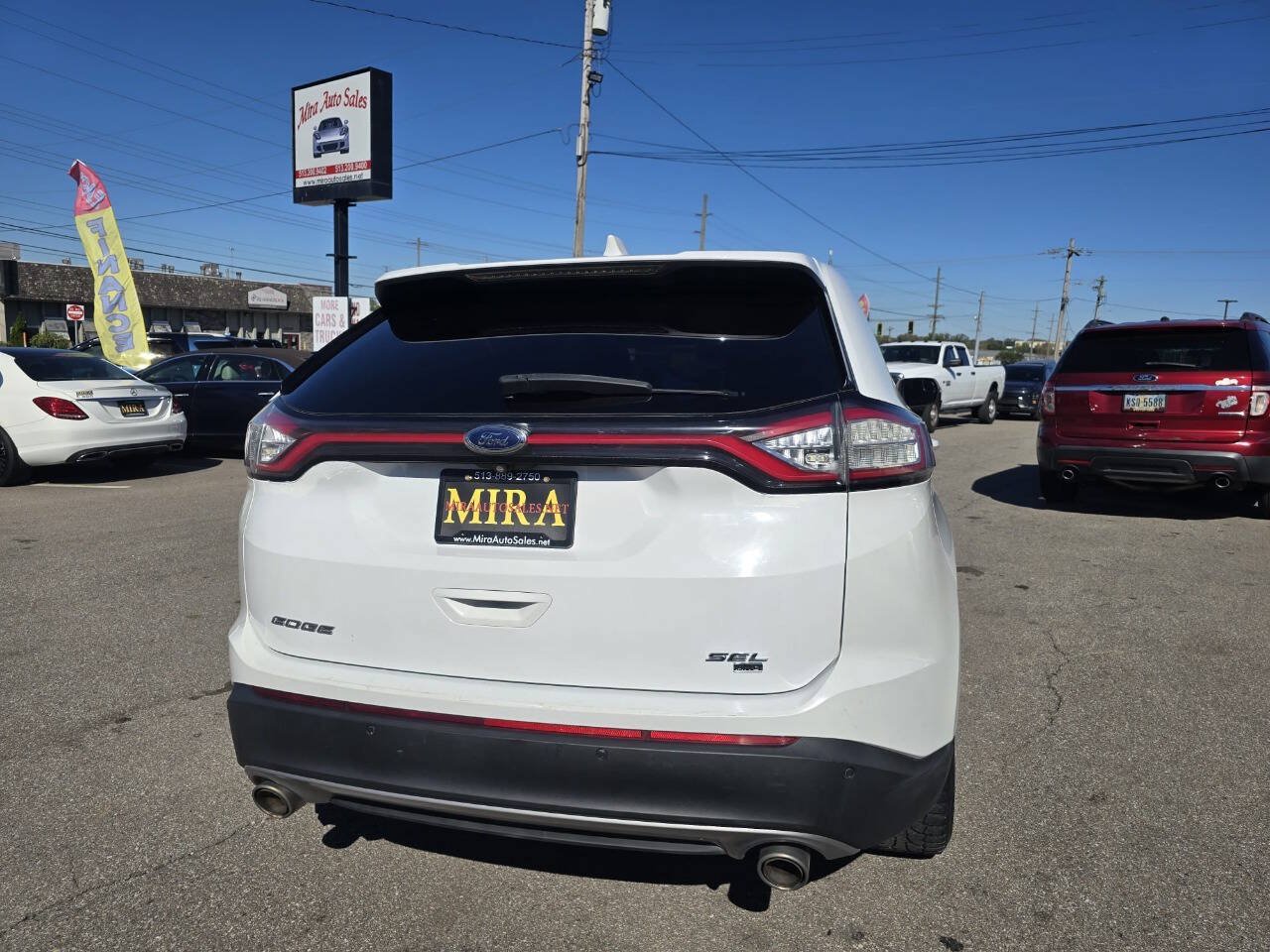 Used 2016 Ford Edge SEL w/ Equipment Group 201A AWD/4WD image 2