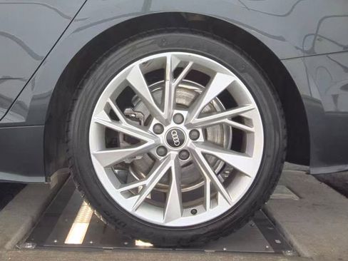 Used 2021 Audi A5 2.0T Premium Plus w/ Premium Plus image 17