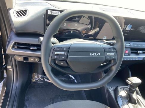 New 2026 Kia K4 FWD image 13
