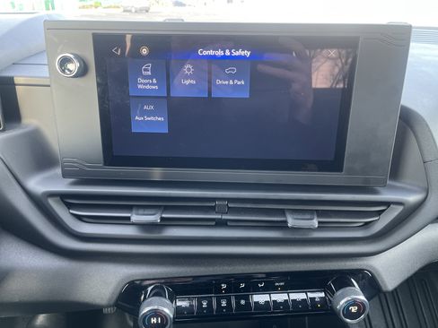 Used 2024 Chevrolet Silverado EV W/T image 27