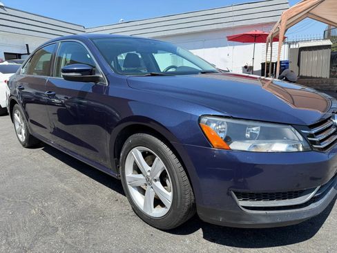 Used 2012 Volkswagen Passat 2.5 SE FWD image 12