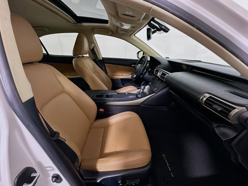 Used 2016 Lexus IS 200t w/ Navigation System Package image 33