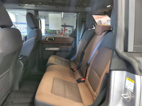 Used 2023 Ford Bronco Outer Banks image 18