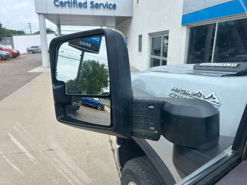 Used 2022 Chevrolet Silverado 3500 High Country image 37