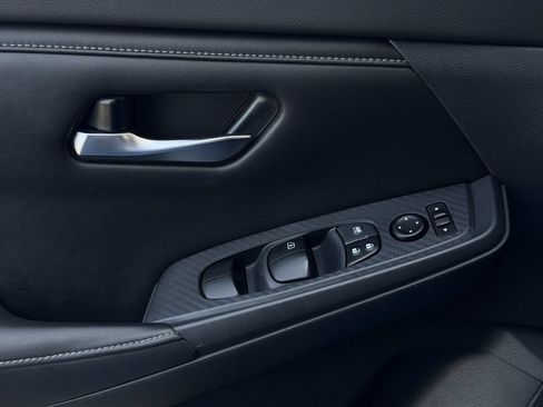 Used 2020 Nissan Sentra SV FWD image 24