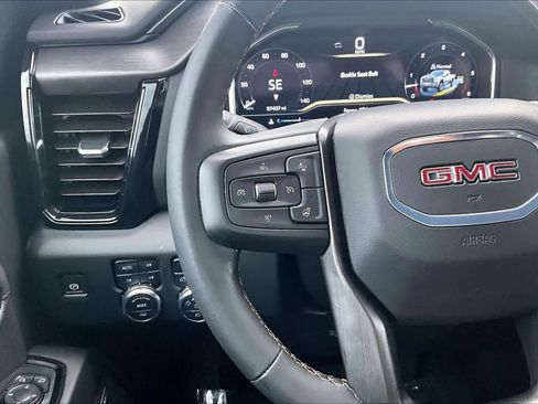 Used 2024 GMC Sierra 2500 AT4 w/ AT4 Premium Plus Package AWD/4WD image 21