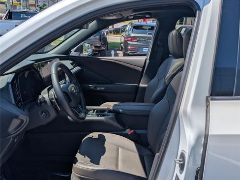 Certified 2025 Lexus TX 350 AWD w/ Technology Package image 17