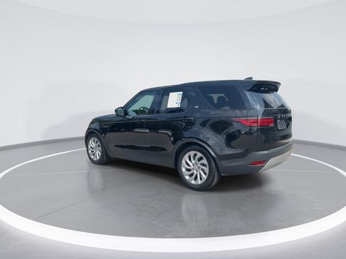 Used 2024 Land Rover Discovery S AWD/4WD image 6