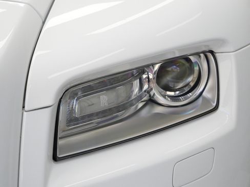 Used 2016 Rolls-Royce Wraith image 55