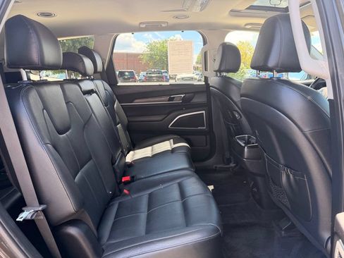 Used 2020 Kia Telluride EX AWD/4WD image 25