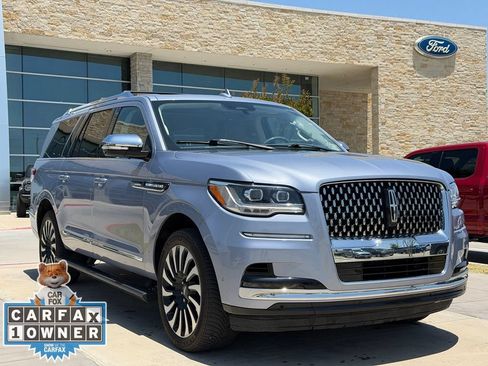 Used 2023 Lincoln Navigator L Black Label AWD/4WD image 19