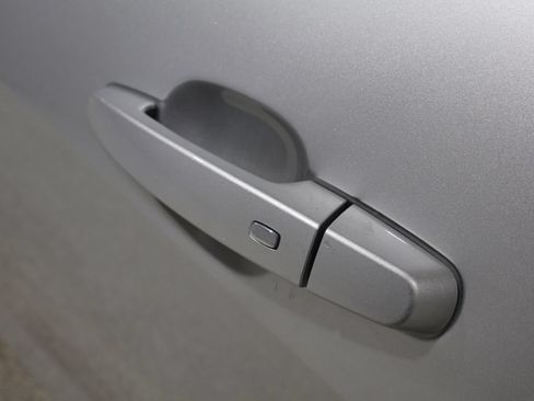 Used 2016 Chevrolet Malibu LT FWD image 10