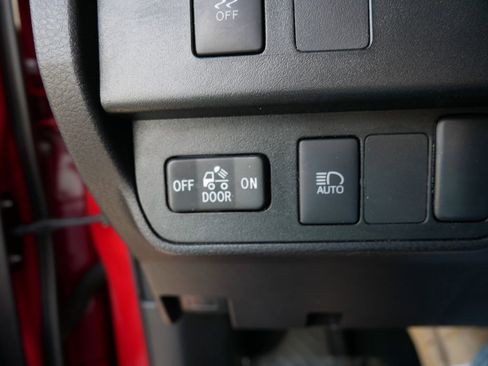 Certified 2023 Toyota Tacoma SR AWD/4WD image 27