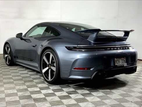 Used 2026 Porsche 911 Carrera RWD image 3