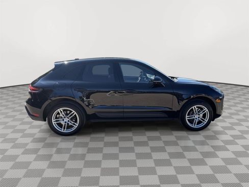 Used 2024 Porsche Macan AWD/4WD image 8
