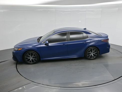 Used 2023 Toyota Camry SE w/ Cold Weather Package image 42