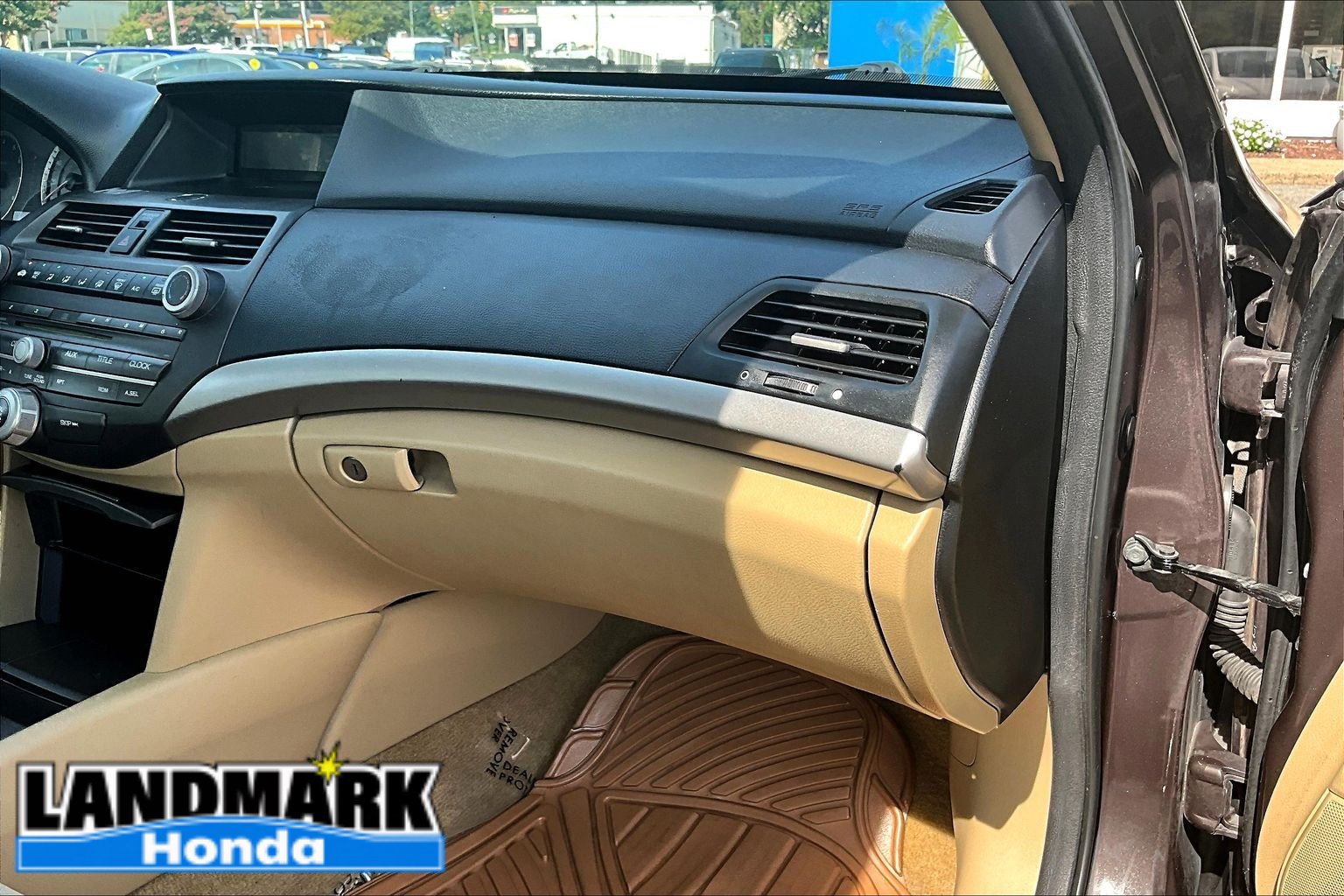 Used 2011 Honda Accord LX-P image 16