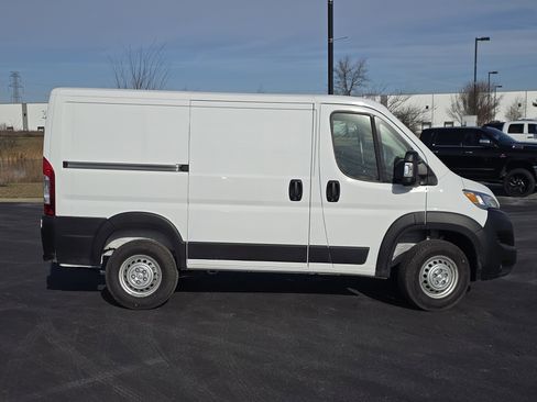 New 2026 RAM ProMaster 1500 w/ Convenience Group image 18