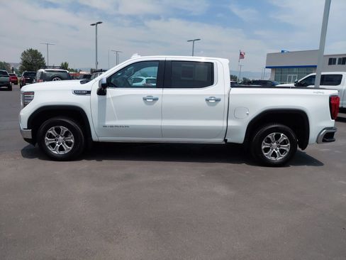 Used 2025 GMC Sierra 1500 SLT AWD/4WD image 10