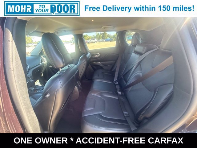 Used 2021 Jeep Cherokee Latitude Lux w/ Comfort/Convenience Group AWD/4WD image 31