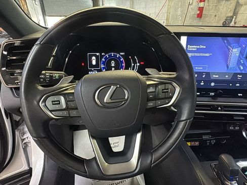Used 2023 Lexus RX 350 Premium w/ Accessory Package (Z1) AWD/4WD image 18