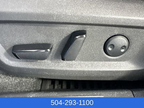 Used 2025 Nissan Rogue Platinum FWD image 21