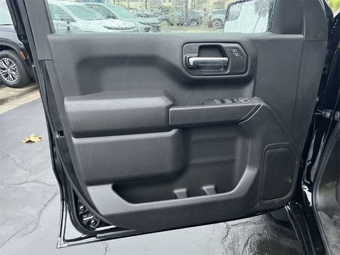 New 2025 Chevrolet Silverado 1500 Custom image 22