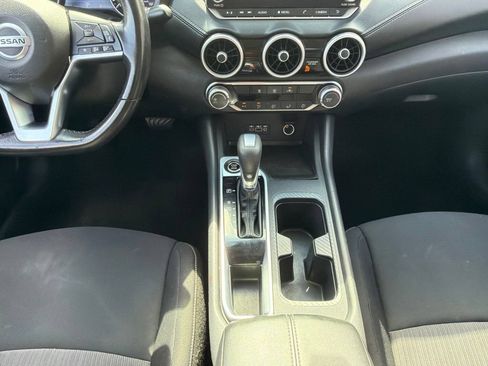 Used 2022 Nissan Sentra SV FWD image 27