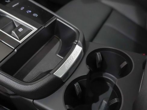 New 2026 Porsche Macan S image 34