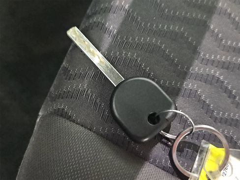 Used 2017 GMC Yukon XL SLE w/ HD Trailering Package image 36