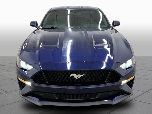 Used 2019 Ford Mustang GT RWD image 4