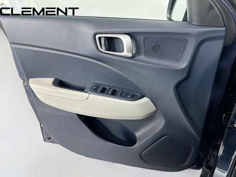Certified 2026 Hyundai Venue SEL FWD image 27
