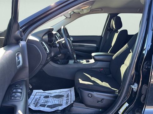 Used 2020 Dodge Durango SXT image 21