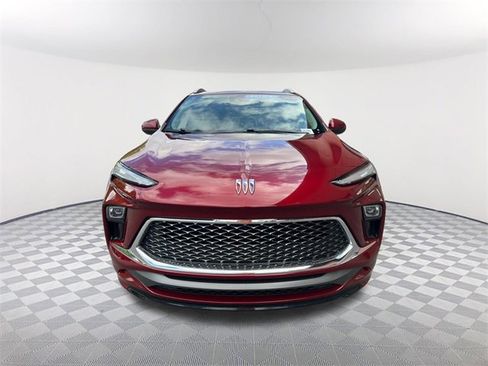 Used 2024 Buick Encore GX Avenir image 2